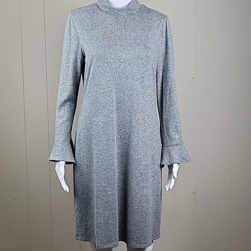 White House Black Market Heather Grey Long Flutter Sleeve Sheath Dress Si…